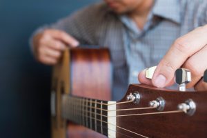 manter violão afinado