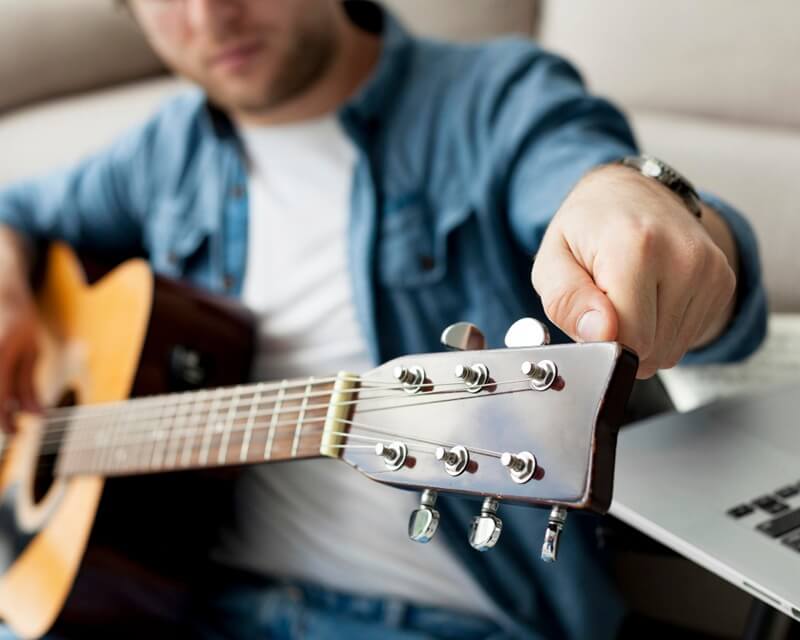 Afinação perfeita de violão para iniciantes