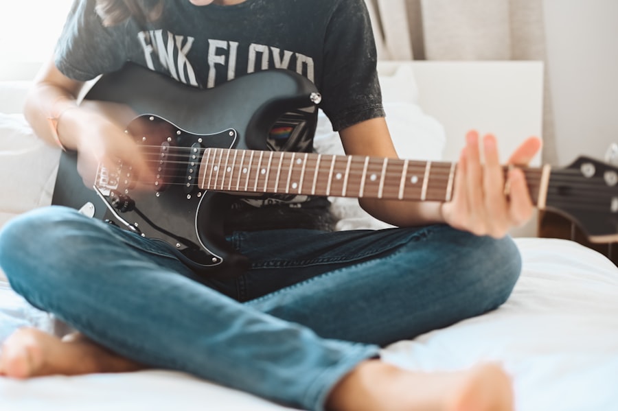 Photo study guitar online 