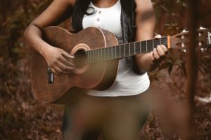 Photo acoustic guitar singing