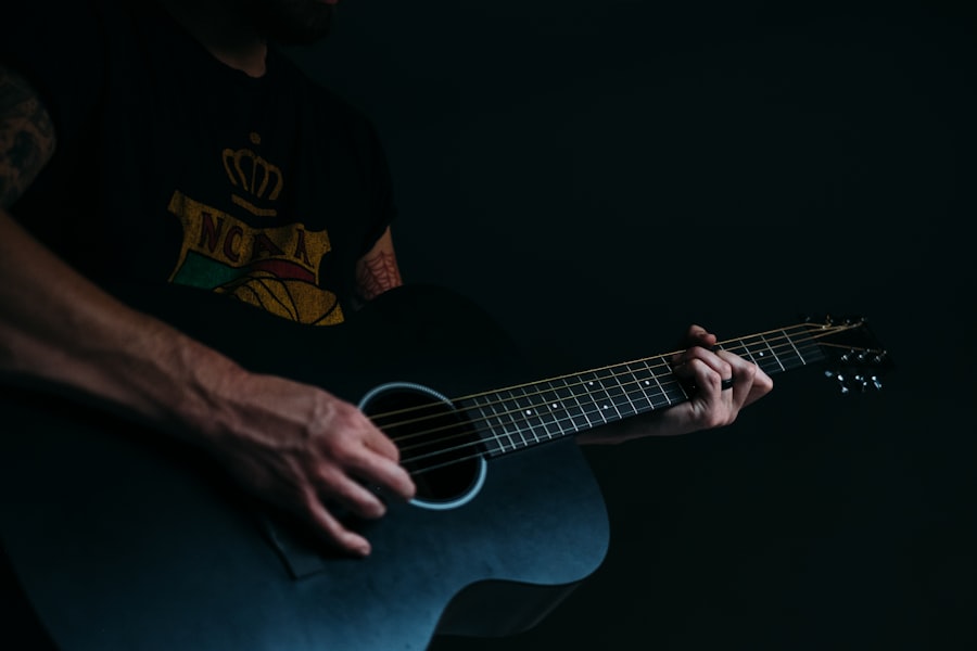 Photo acoustic guitar singing
