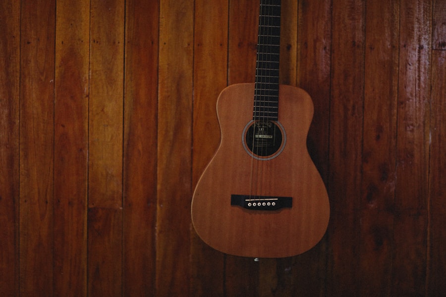 Photo acoustic-guitar after 30