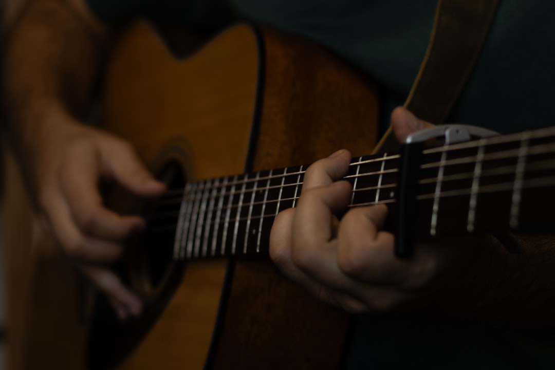 Photo Memorizing acoustic-guitar chords